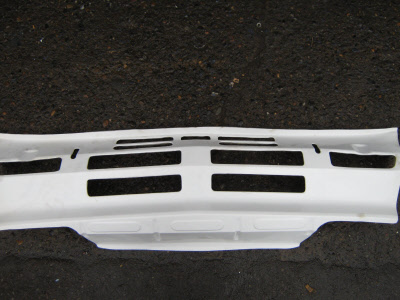 ford capri mk3 fibreglass valence_000
